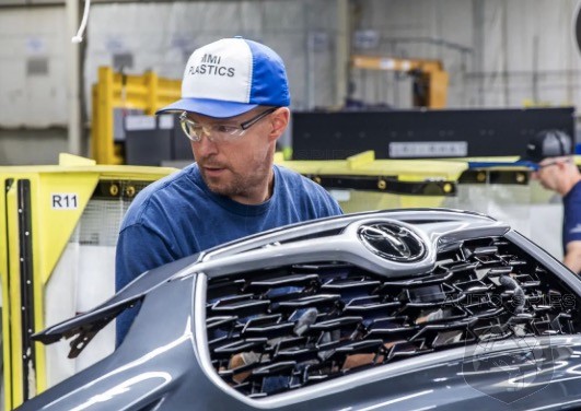 Japan Wants to Standardize Parts But Will That Kill Innovation